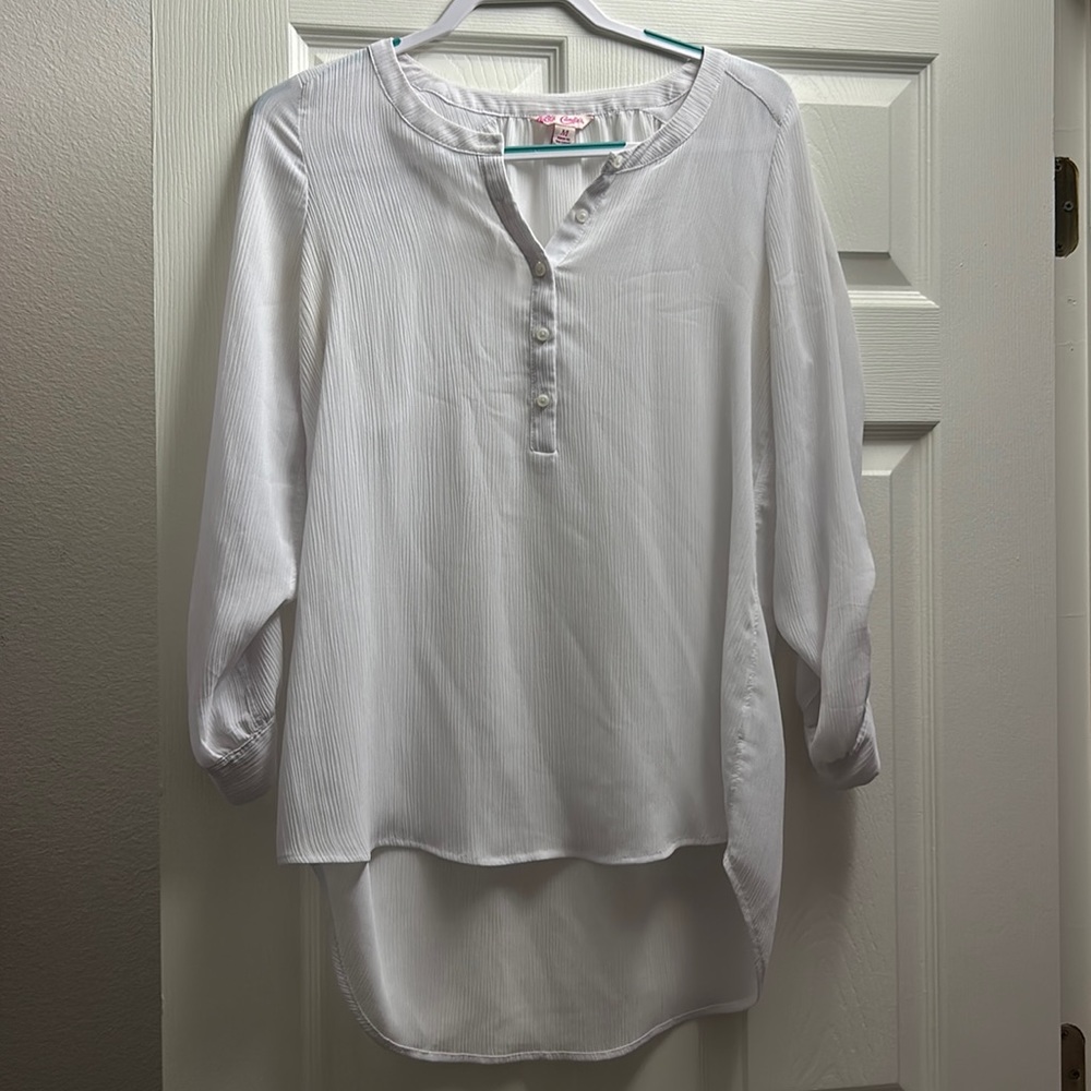 Candie’s White Semi-Sheer Business Casual Top